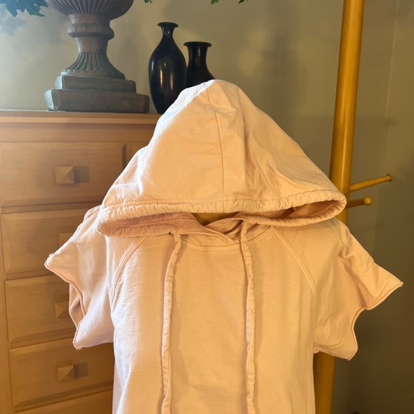 EUC Left of Center short sleeve pink top size M - Picture 7 of 15